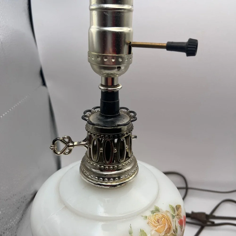 Vintage Milk Glass Lamps Floral Rose Design Pair Accent‎ Table Lamps